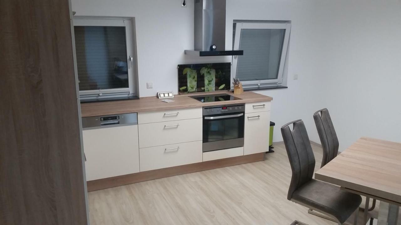 Ferienwohnung Sandra Hockenheim Bagian luar foto