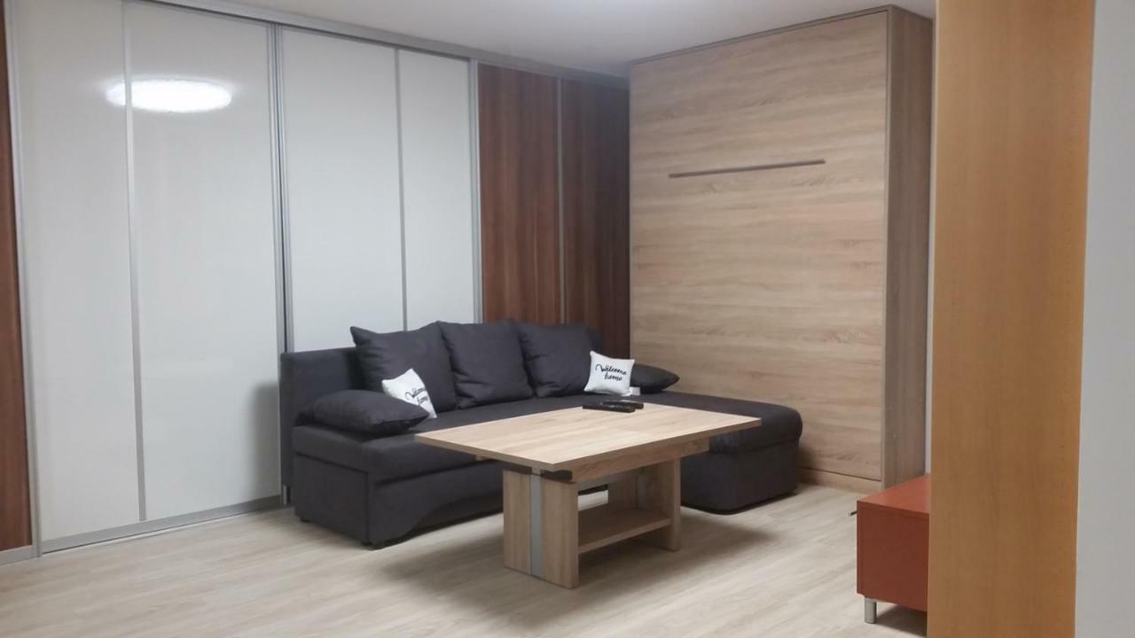 Ferienwohnung Sandra Hockenheim Bagian luar foto